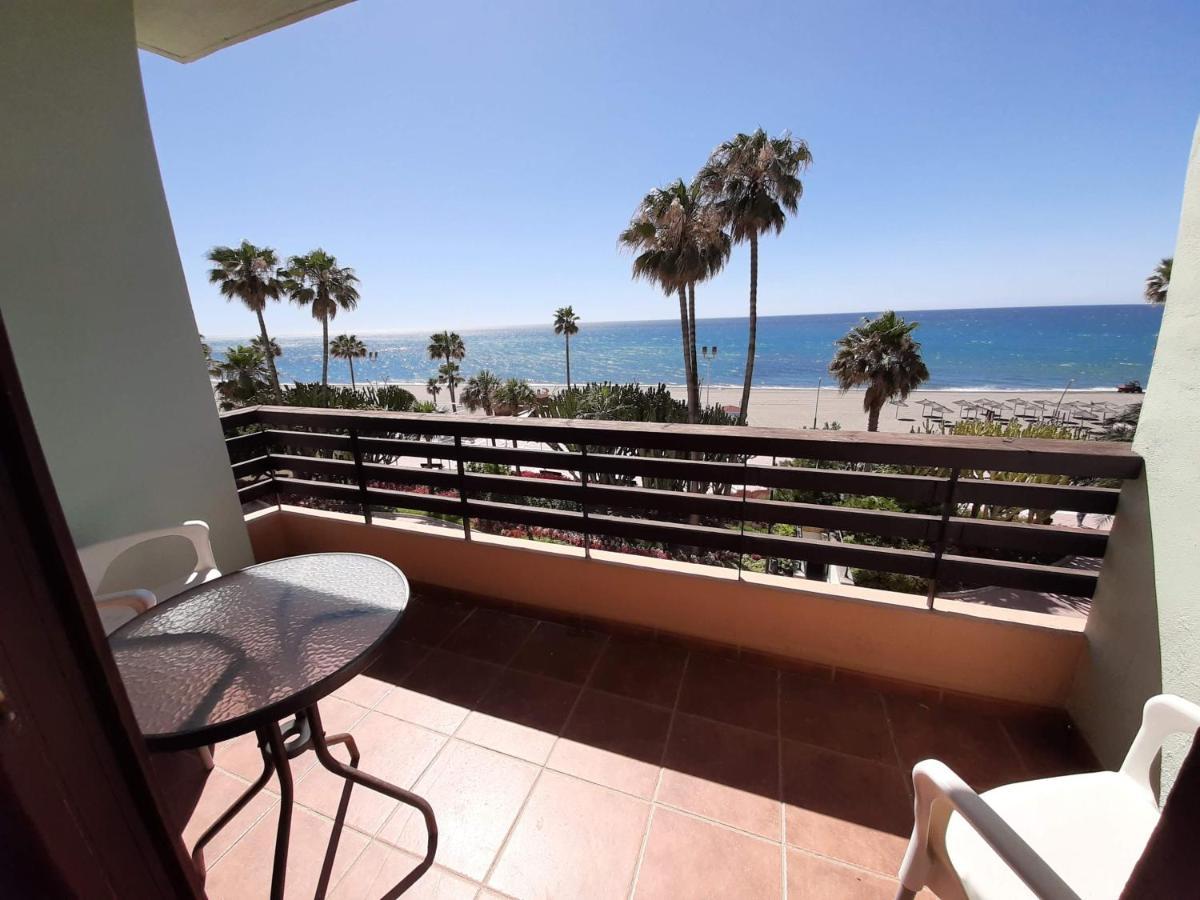 Hotel Buenavista Estepona Exterior photo Balcony